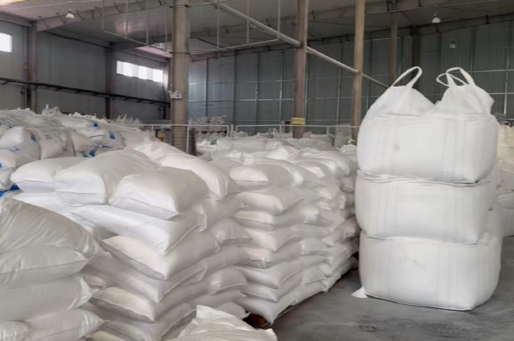 氧化镁俗称什么？自然中以什么形式存在